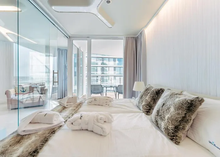 Z Widokiem Na Morze Z Aneksem Kuchennym I Basenem Ultra Marine * Kołobrzeg