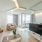 Z Widokiem Na Morze Z Aneksem Kuchennym I Basenem Ultra Marine Apartment