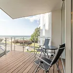 Z Widokiem Na Morze Z Aneksem Kuchennym I Basenem Ultra Marine Apartment Kolobrzeg
