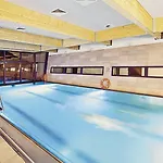 Apartman Z Widokiem Na Morze Z Aneksem Kuchennym I Basenem Ultra Marine