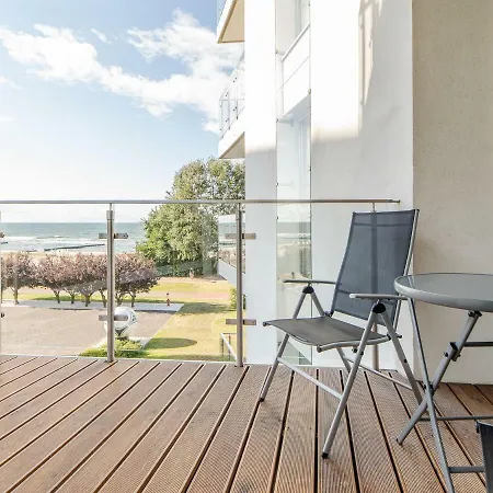 Z Widokiem Na Morze Z Aneksem Kuchennym I Basenem Ultra Marine * Kołobrzeg