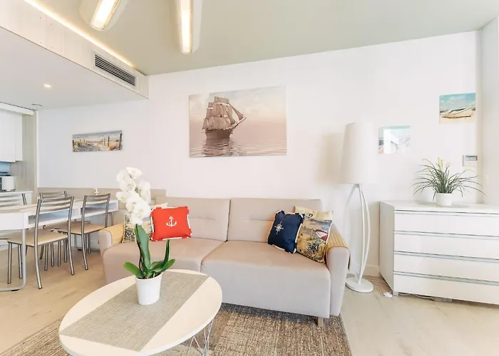 Z Widokiem Na Morze I Aneksem Kuchennym Ultra Marine Apartament *