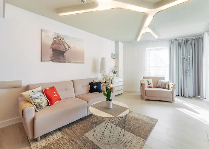 Z Widokiem Na Morze Z Aneksem Kuchennym I Basenem Ultra Marine Apartment *