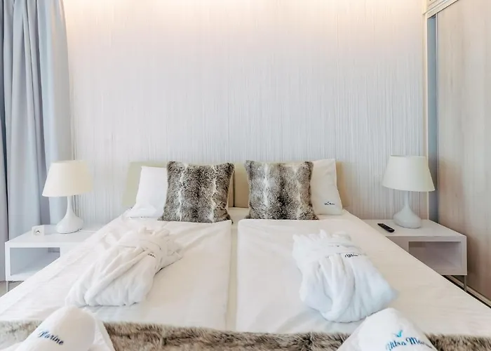 Z Widokiem Na Morze I Aneksem Kuchennym Ultra Marine *